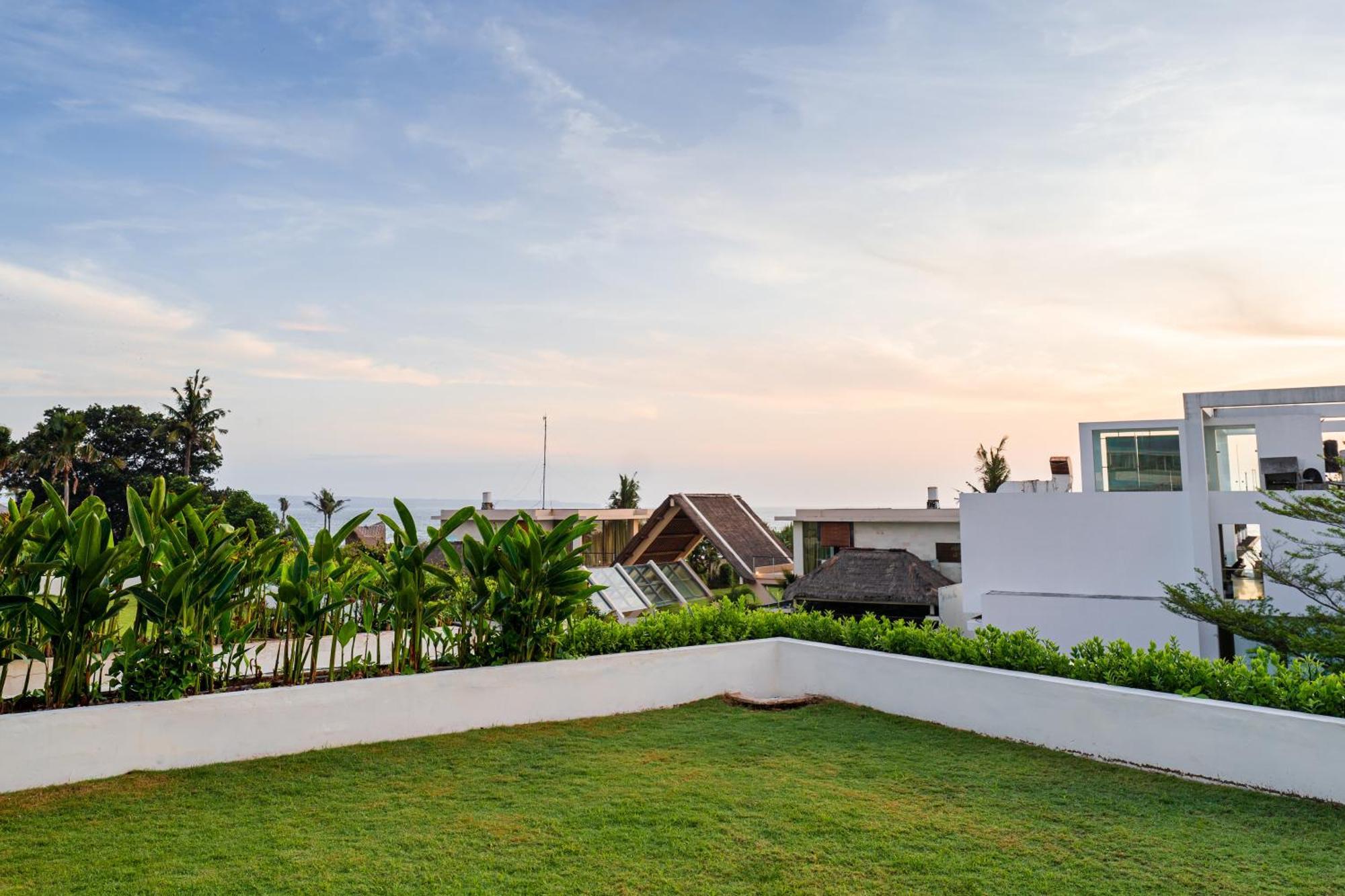 Eden The Residence At The Sea Seminyak Exterior foto