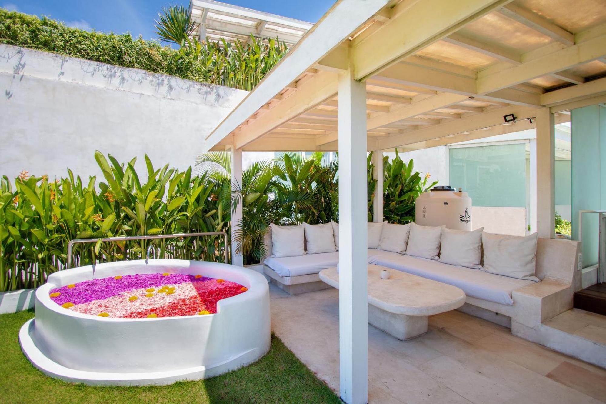 Eden The Residence At The Sea Seminyak Exterior foto